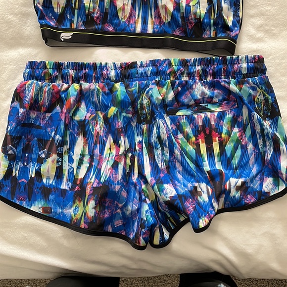 Fabletics outfit bundle - Picture 5 of 5